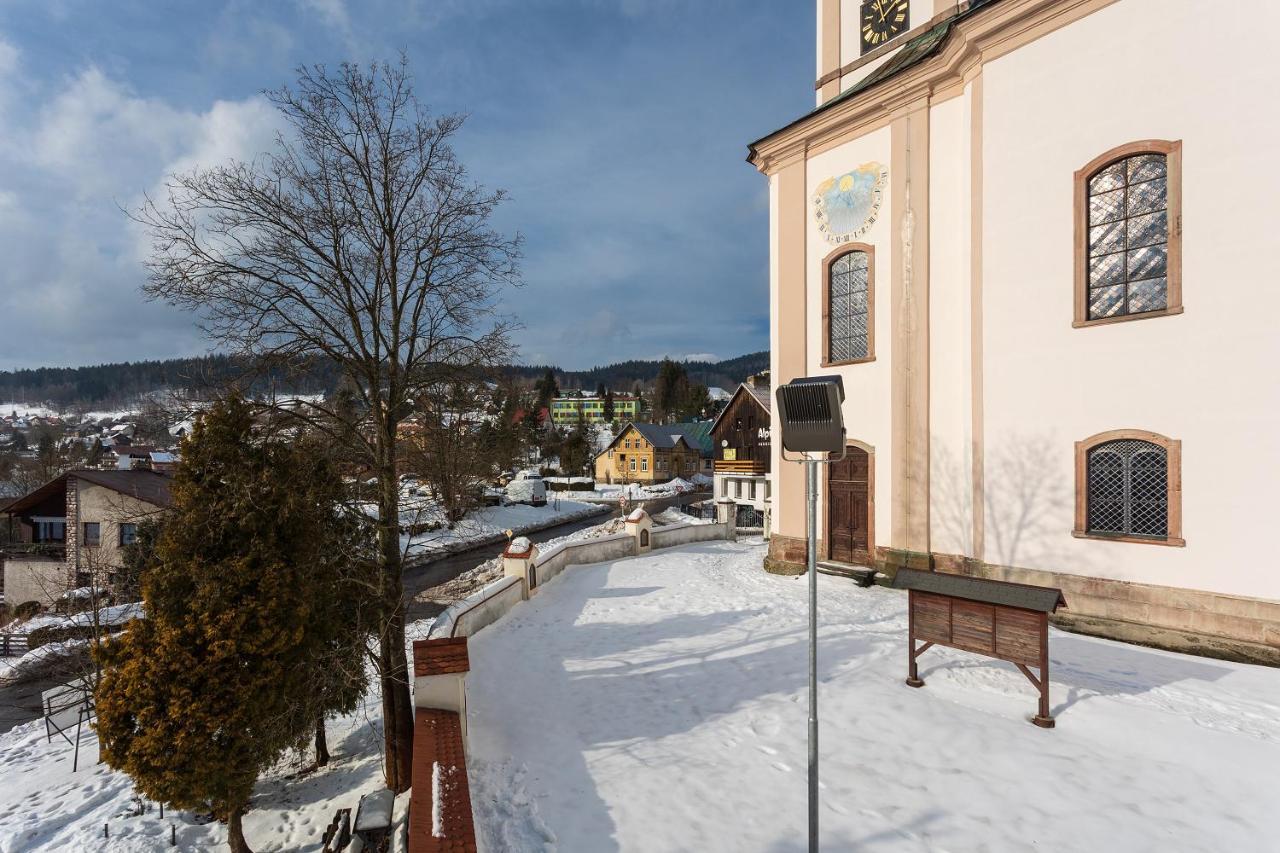 Vlevo&Dole Hotel Rokytnice nad Jizerou Buitenkant foto